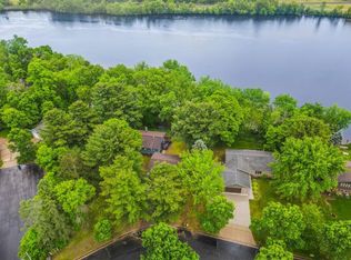 627 Broken Arrow Rd, Wausau, WI 54401