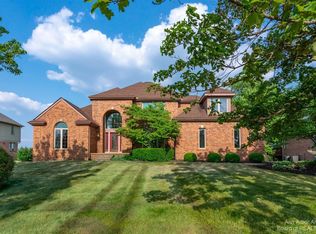 1691 Stonebridge Dr S, Ann Arbor, MI 48108