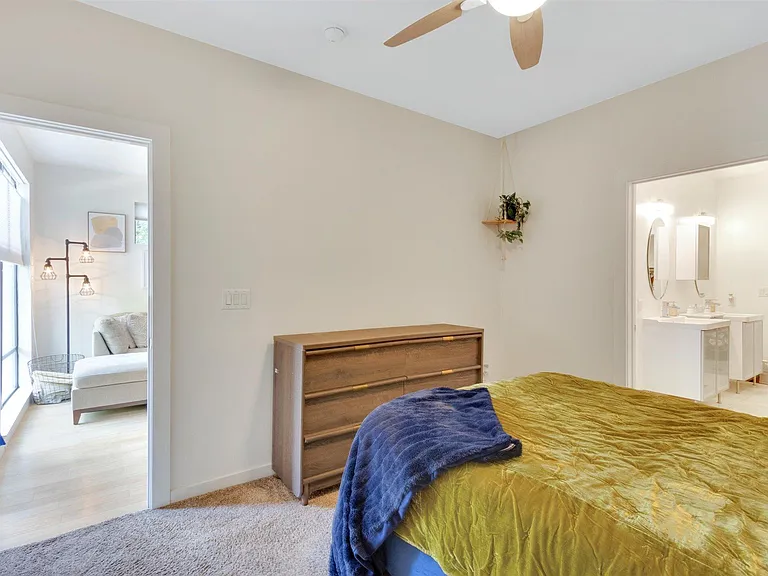 4040 N Hall St #114 — Photo 11