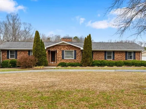 4080 Craven Pines Rd, Sophia, NC 27350