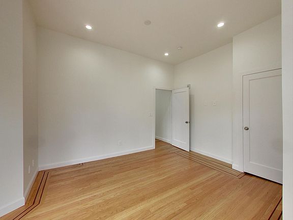 4th image of 844 Greenwich St