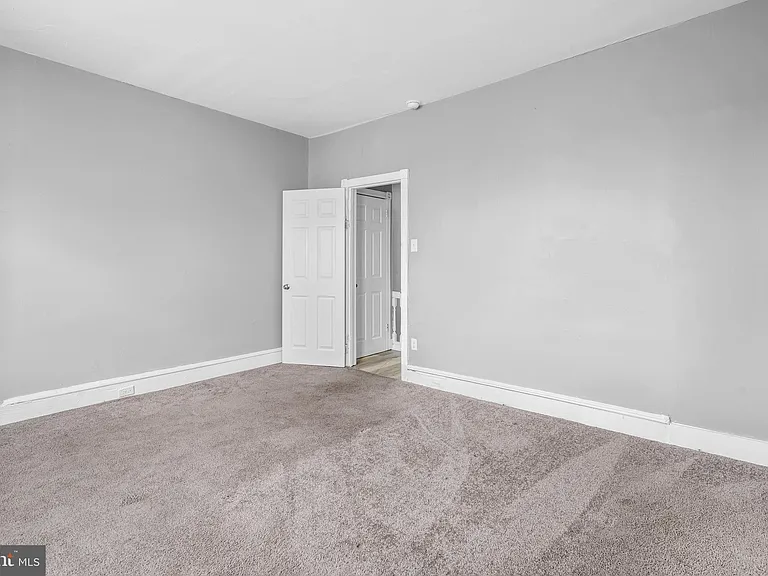 3902 N Fairhill St — Photo 10