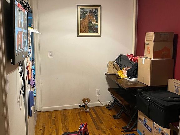 4th image of 24-26 43rd St #2