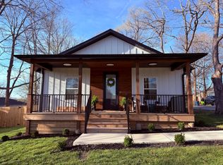 205 S 3rd Ave, Ozark, MO 65721