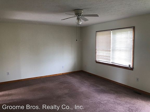 3rd image of 103 N Linden Ave