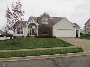 2635 Enclave St NW, Uniontown, OH