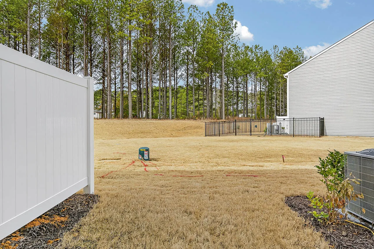 3 bed, 1510 sqft, $1,900 — Photo 4