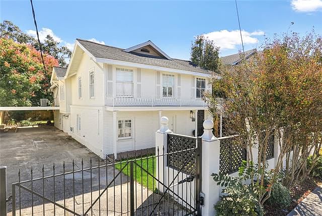 1st image of 2615 Jefferson Ave