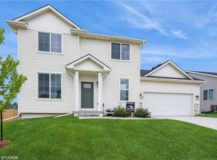 409 N 19th St, Indianola, IA 50125
