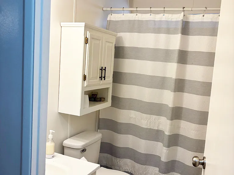 2nd bath includes a shower with tub.