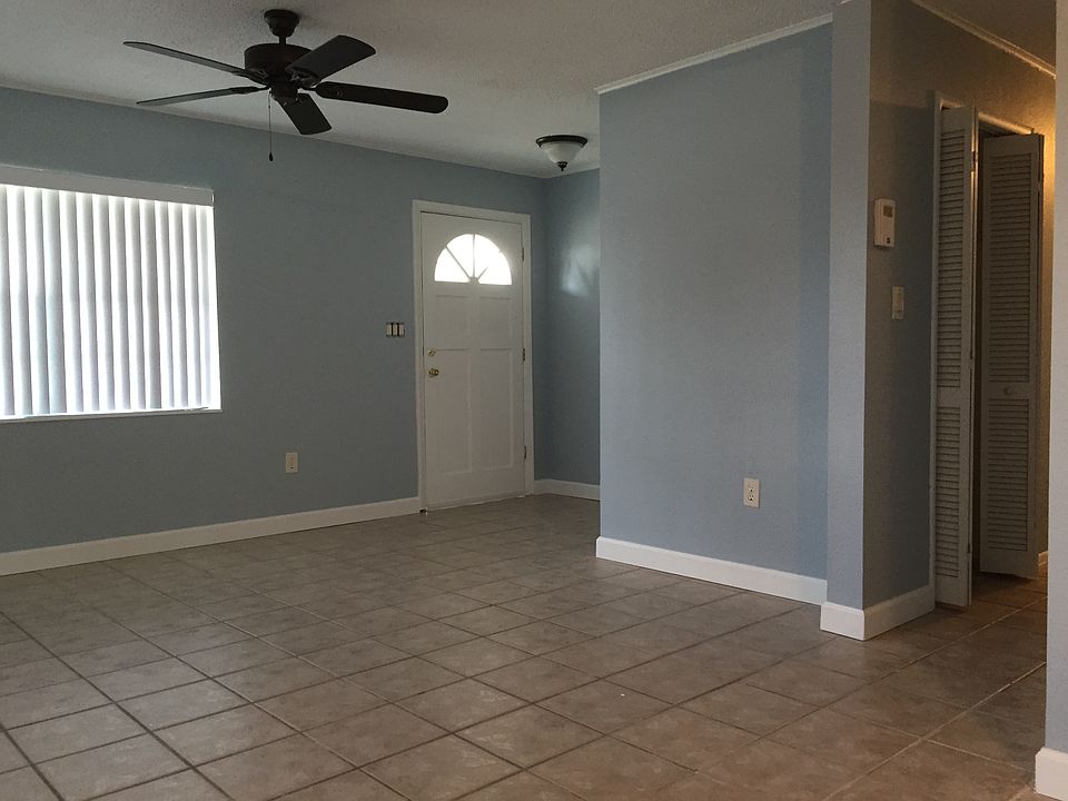 2nd image of 220 Babson Dr