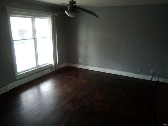 3rd image of 213 Churchill Dr