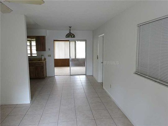 4th image of 485 Fox Squirrel Dr