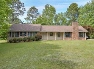 550 Hembree Rd, Roswell, GA 30076