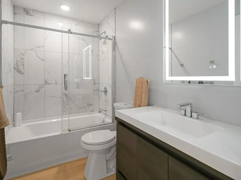 200 Highland Ave — Photo 25