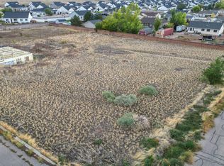 4443 N Tomahawk Dr, Enoch, UT 84721