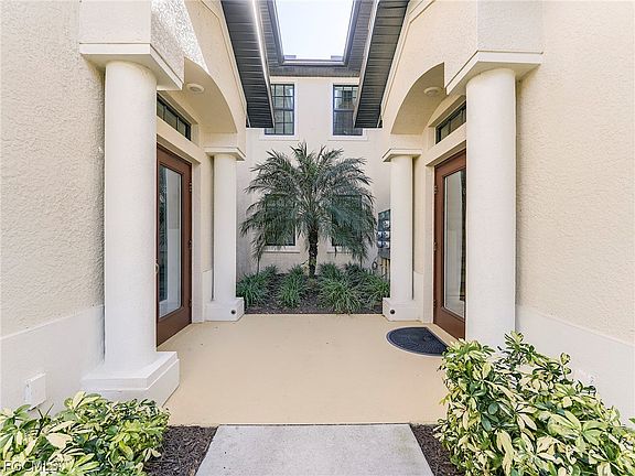 3rd image of 10545 Casella Way Unit 202