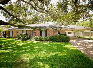 310 Oyster Creek Dr, Sugar Land, TX 77478