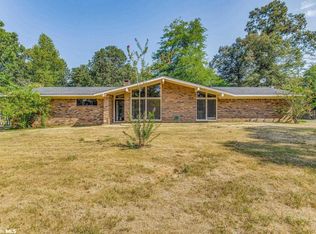 344 Sunset Dr, Monroeville, AL 36460