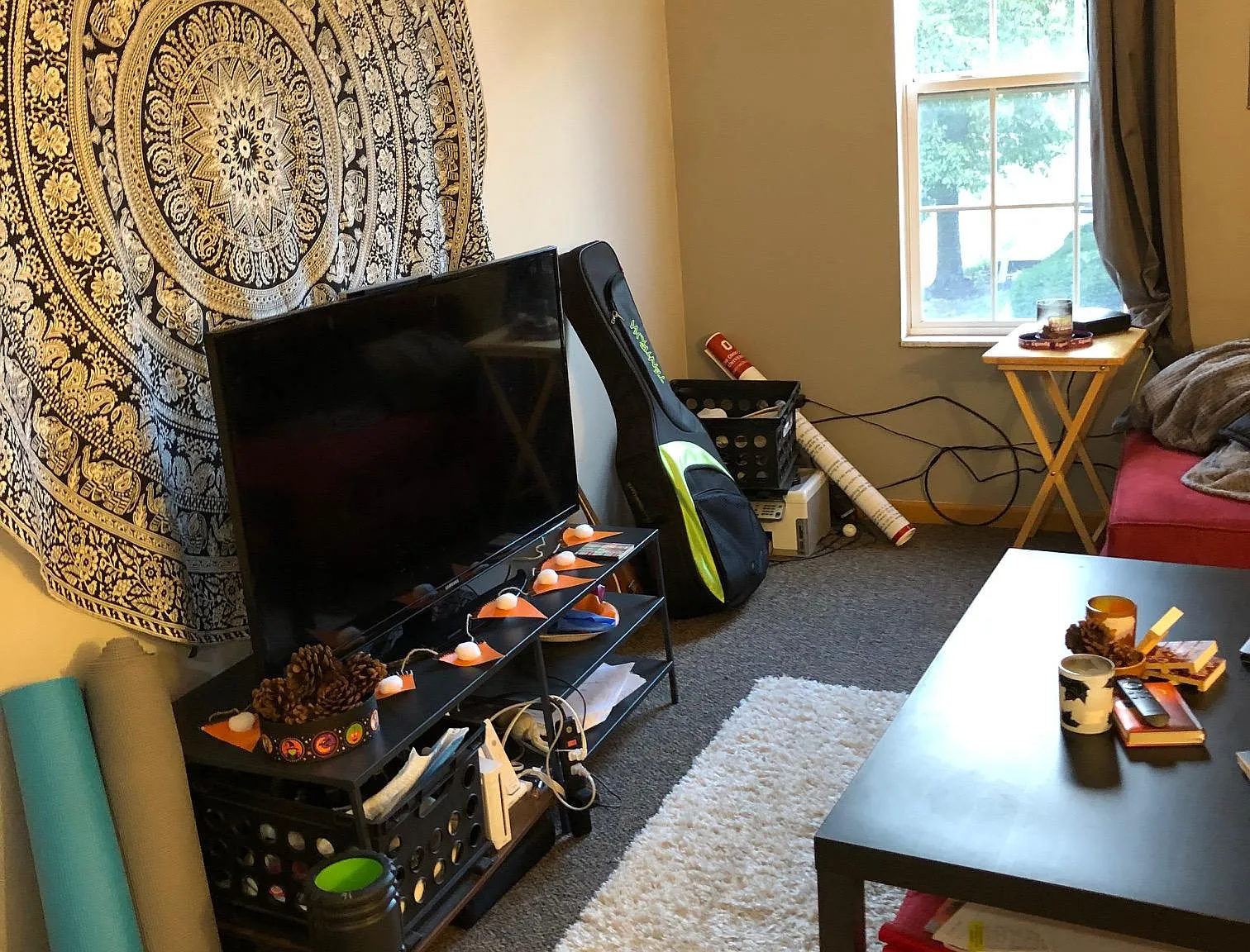 3 bed, 1278 sqft, $2,400 — Photo 3