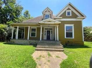 1405 Caddo St, Commerce, TX 75428