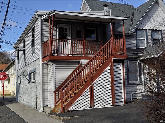 2nd image of 30 Mountain Ave Unit 2