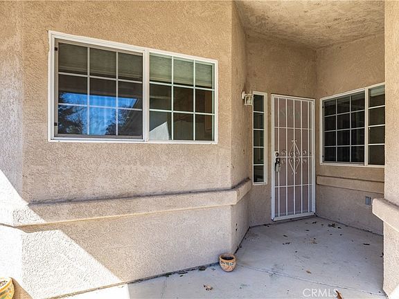 3rd image of 1503 Plumas Ct