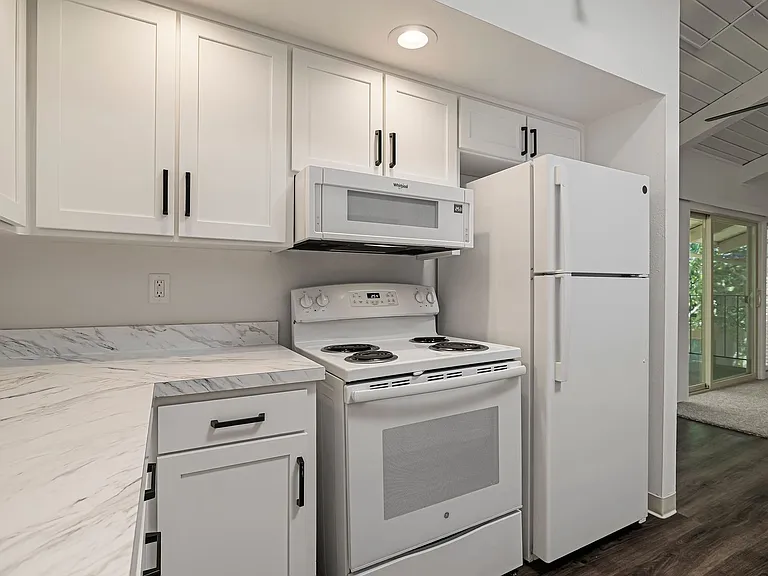 Villa Del Mar Apartments — Photo 25