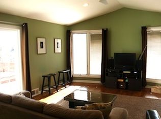 4407 W 69th Ter, Prairie Village, KS 66208