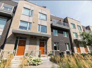 22 Applewood Ln #27, Toronto, ON M9C 0C1