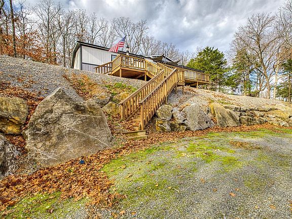 3rd image of 32229 S Red Fox Rd