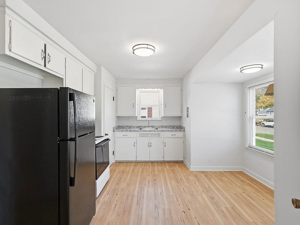 1943 Buckingham Ave, photo 7