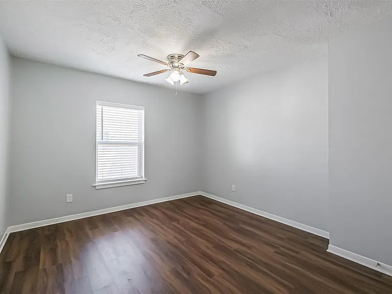 5922 Fairdale Ln #B — Photo 18