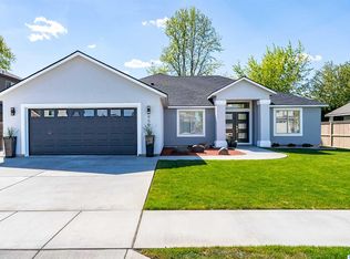959 N Oklahoma St, Kennewick, WA 99336