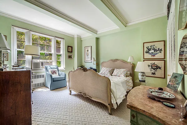 Sold by Compass | media 4