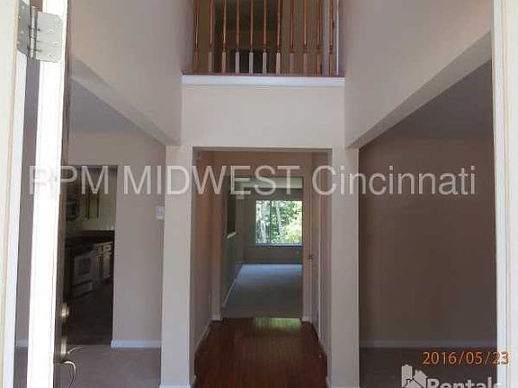 2nd image of 1479 Glenaire Ln