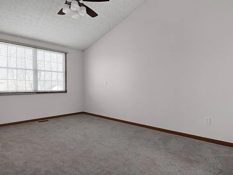 321 Amber Wood Way — Photo 14