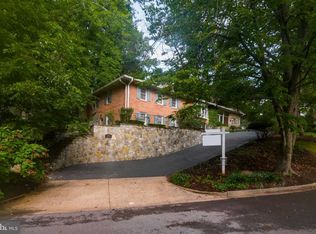 8000 Glengalen Ln, Chevy Chase, MD 20815