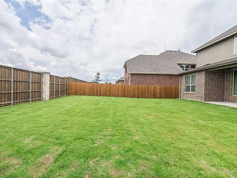 2309 Truro Dr — Photo 27
