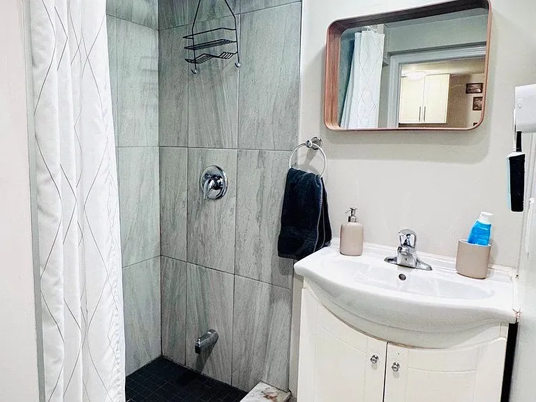 253 Alsace Rd #1 — Photo 8