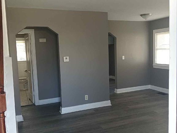 5th image of 214 Kenoak Dr