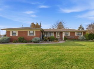 38151 Seaway Ct, Harrison Township, MI 48045