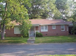1038 Pecan St, Camden, AR 71701