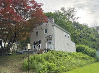 10 Valley St, Augusta, ME 04330