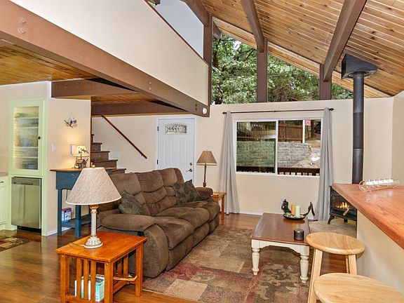 4th image of 31653 Panorama Dr