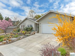 2320 Ranch Rd, Ashland, OR 97520