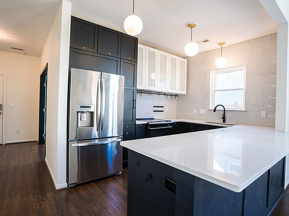 Kitchen & Living