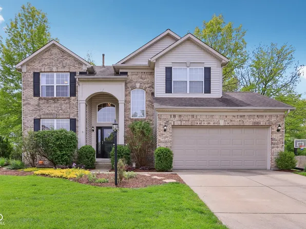 8745 Providence Dr, Fishers, IN 46038