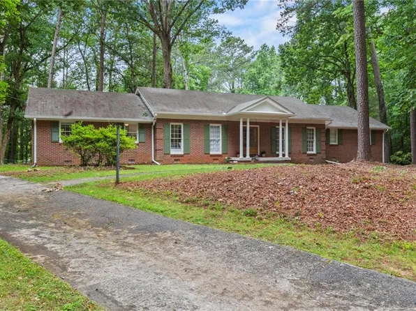2373 Oxbow Cir, Stone Mountain, GA 30087