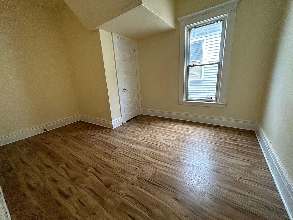 1st image of 77 Domedion Ave